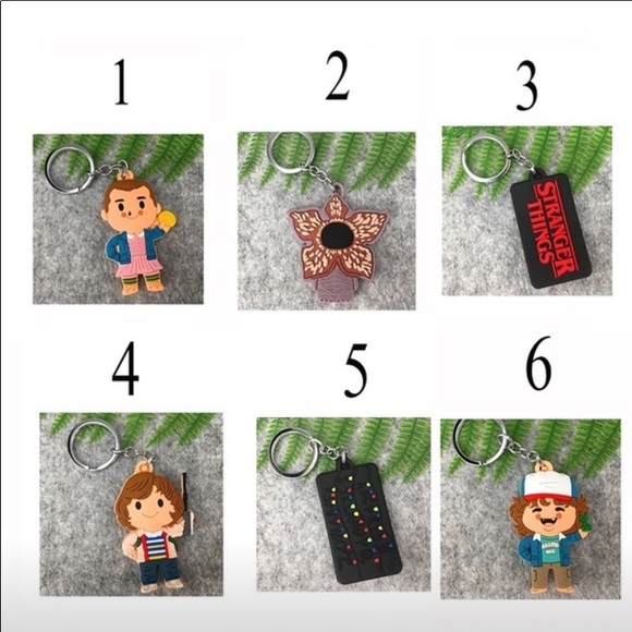 🎄“ stranger things” keychains🎄 - Picture 1 of 7